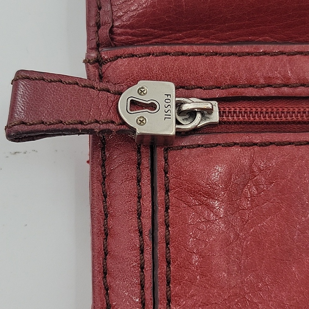 Fossil Red Leather Wallet with Silver Accents - Picture 12 of 16